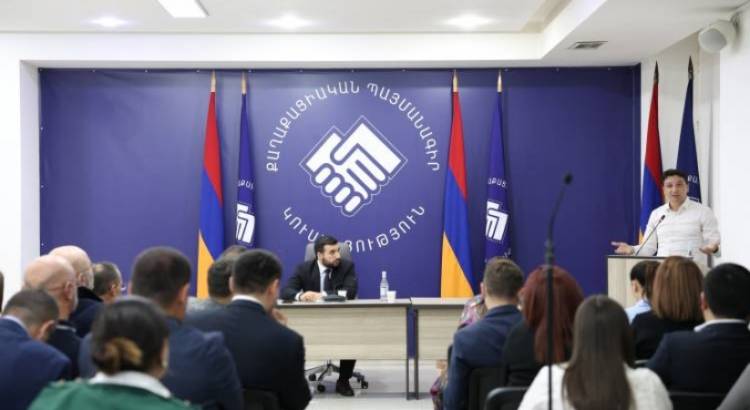 Ավինյանին փողը քչություն է անում․ «Հրապարակ»
