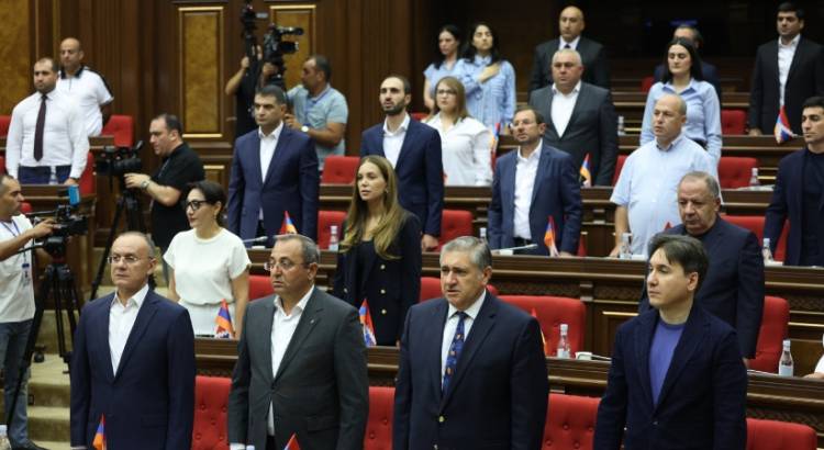Ընդդիմության երկընտրանքը