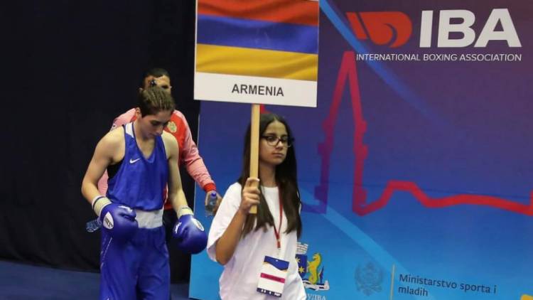 Բռնցքամարտիկ Էլիդա Քոչարյանը հաղթեց վրացի մրցակցին՝ դուրս գալով կիսաեզրափակիչ