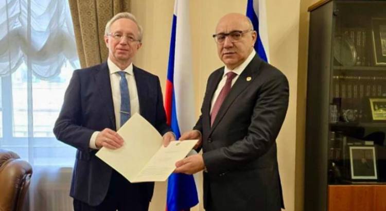 Գուրգեն Արսենյանի յուրահատուկ նվերը՝ Ադրբեջանին