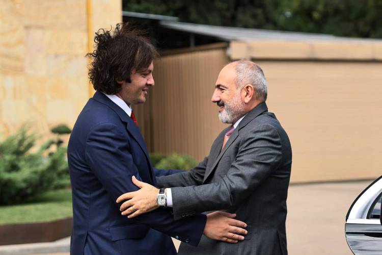 Շնորհավորում եմ, մեր ջանքերի շնորհիվ կզարգանա ՀՀ-ի և Վրաստանի գործակցությունը․ Փաշինայնը՝ Կոբախիձեին