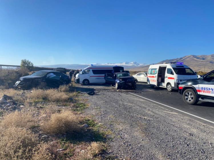 Վթար Եղվարդ-Նոր Գեղի ավտոճանապարհին. կան տուժածներ