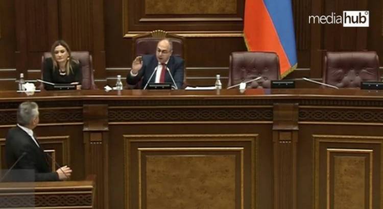 ՔՊ-ականների աչքը վախեցել է. «Հրապարակ»