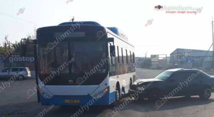 Նորագավիթի «Գայի պոստ»-ի մոտ բախվել են թիվ 51 ավտոբուսը, «Mercedes»-ն ու «Volkswagen»-ը. Shamshyan
