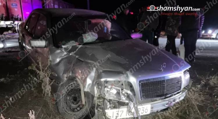 Գեղարքունիքում «Mercedes»-ը բախվել է բեռնատար գնացքին․ Shamshyan