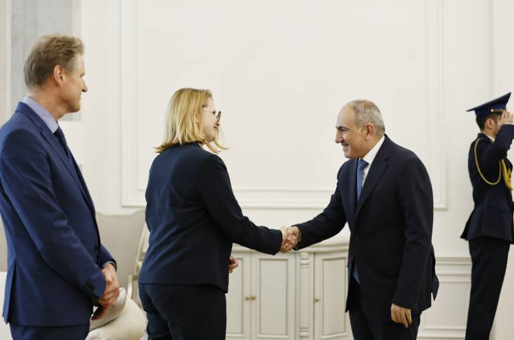 Փաշինյանը Գերմանիայի դեսպանին ներկայացրել է խաղաղության պայմանագրի շուրջ քննարկումների մանրամասները
