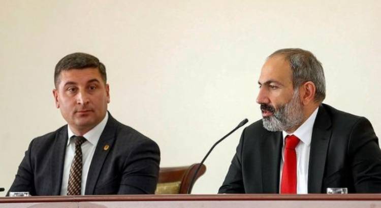 Գնել Սանոսյանն էլ հեռացավ