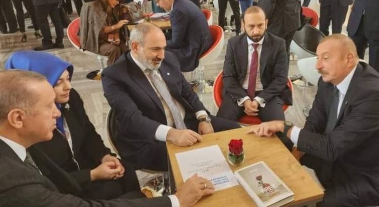 Փաշինյանը կրկնում է, Ալիևը՝ հետևից․ ինչո՞ւ է «Արևմտյան Ադրբեջան» տերմինն այդքան «գրգռում» հասարակությանը