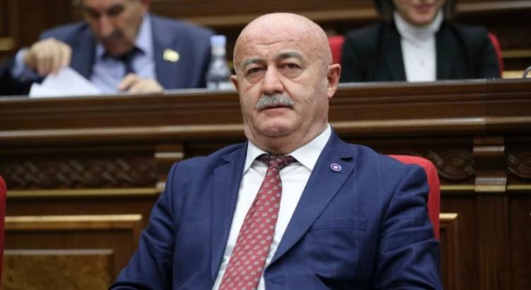Աղազարյանի բարդ երկընտրանքը