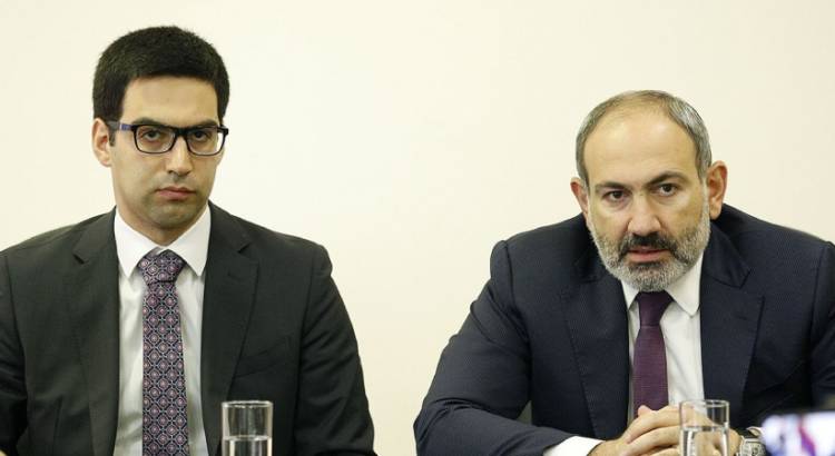 Ռուստամ Բադասյանը հեռանալուց առաջ հասցրել է տեռnրի ենթարկել գործարարներին