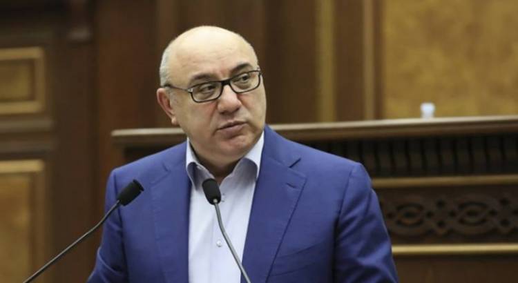 Էլ ու՞մ մուտքը Հայաստան կարգելվի. «Փաստ»
