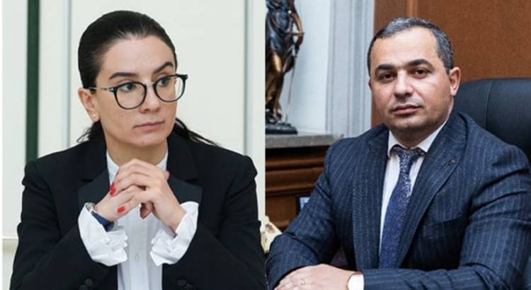 ՔԿ քննիչները սպասում են Արթուր Պողոսյանի sms-ին. «Ժողովուրդ»