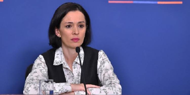 ԿԳՄՍ նախարարը դիմել է ուսուցիչներին