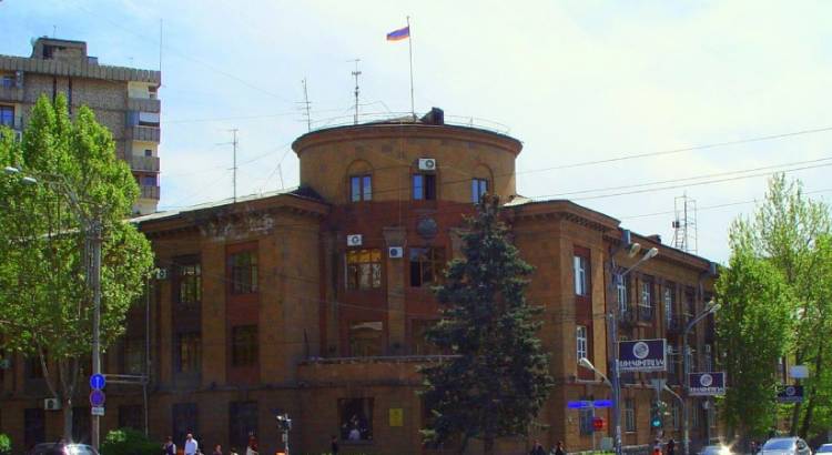 Կենտրոնի թաղապետարանի պաշտոնյաների կաշառքի գործով որոշում կա․ մանրամասներ