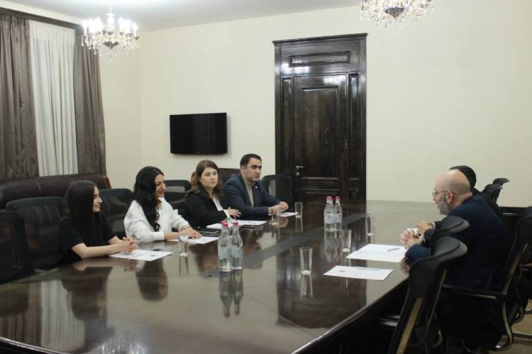 ՄԻՊ-ն ու Շիրակի մարզպետը քննարկել են մարզում առկա սոցիալ-տնտեսական հիմնահարցերը