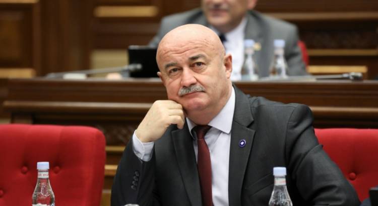 Հովիկ Աղազարյանը կուսակցություն է հիմնել․ հայտնի է անվանումը