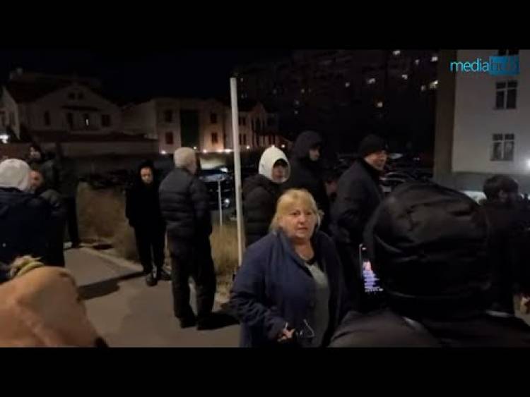 Թքեմ երեսիդ... խի՞ ես դատում, որ արժանապատվություն ունի՞. քաղաքացի