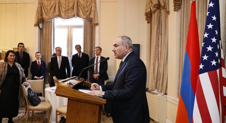 Կինոն սկսված է․ հանգիստ նստեք տեղներդ, նայեք, վերջում չմոռանաք ծափահարել, մեզ մոտ դա հրաշալի է ստացվում