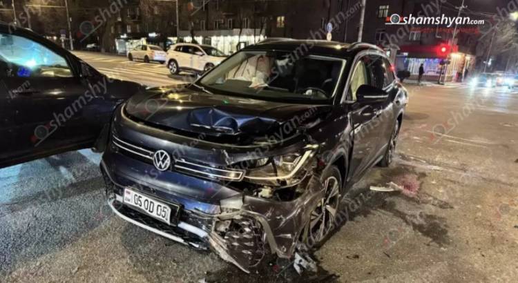 Կոմիտասի պողոտայում բախվել են «Jeep» ու «Volkswagen», վիրավnր կա․ Shamshyan