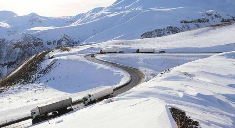 Գուդաուրի-Կոբի հատվածում երթևեկությունը կիրականացվի միայն ձնահոսքի թունելներով․ մանրամասներ