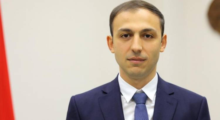 Ի պատասխան ԱԺ նախագահի՝ կարելի է բերել բազմաթիվ փաստեր