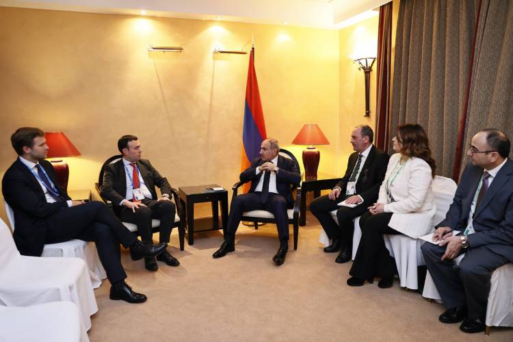 Փաշինյանը գերմանացի խորհրդարանականների հետ քննարկել է ՀՀ և ԵՄ միջև համագործակցության վերաբերյալ հարցերը