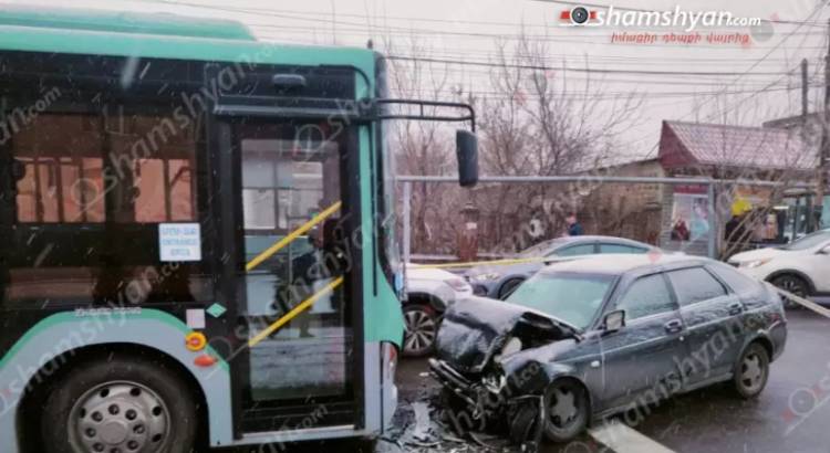 Երևանում բախվել են թիվ 46 ավտոբուսը, «Opel»-ն ու «Lada»-ն, վիրավnրներ կան․ Shamshyan