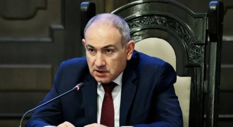Սա ինչ-որ բան չի՞ հիշեցնում. «Փաստ»