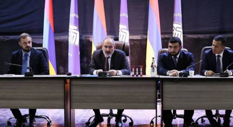 Կապանում թեժ է․ «Հրապարակ»
