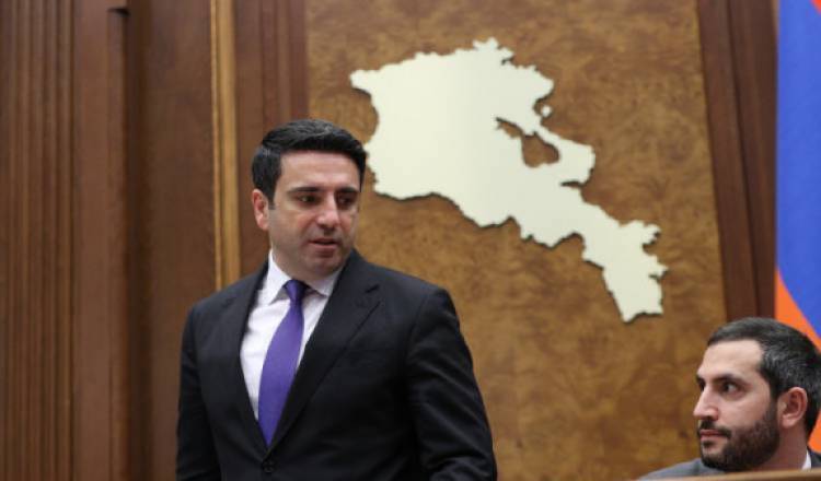 ԱԺ-ում աշխատավարձի «կռիվ է»․ բաժինը վարչություն են դարձնում․«Հրապարակ»