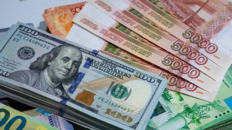 Դոլարն ու ռուբլին թանկացել են․ փոխարժեքն՝ այսօր