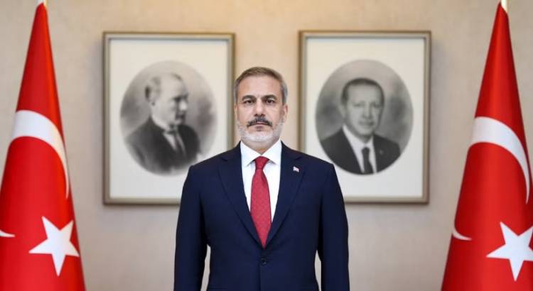 Եվրոպան պետք է միավորվի և ստեղծի իր ուժի կենտրոնը ՆԱՏՕ-ի «փլուզման» դեպքում. Թուրքիայի ԱԳ նախարար
