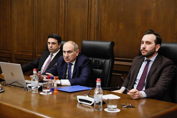 Ինչո՞ւ է Փաշինյանը ԱԺ-ում հանդիպել ՔՊ-ականներին ու Կառավարության անդամներին