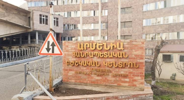 «Արմենիա»-ի պոլիկլինիկայում քաղաքացին հարվածել է ղեկավարի տեղակալին․ Shamshyan