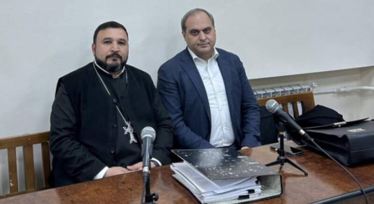 Տեր Զարեհ քահանան դատարանում հաղթել է Եհովայի վկաներին․ ինչ է հայտնի