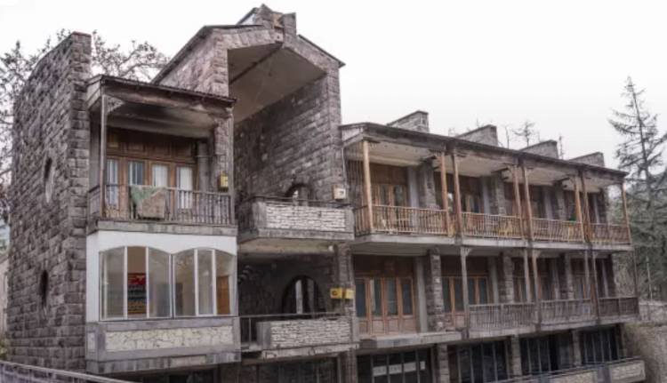 Արտակարգ դեպք․ 18-ամյա տղան փորձել է կամրջից իրեն գետը նետել