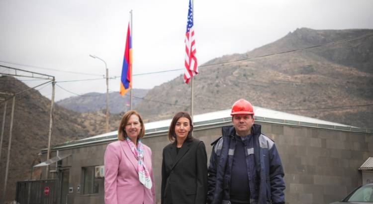 ԱՄՆ դեսպան Քվինը Սյունիքում է եղել