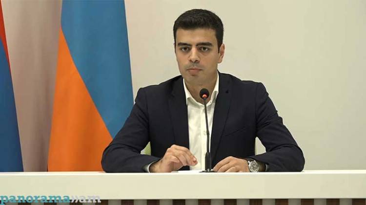 Քրեական ոստիկանության բաժնում է Անահիտ Խալաթյանը. Սոս Հակոբյան