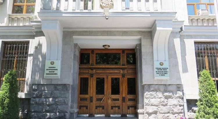 Դատախազությունը պահանջում է Իջևանի նախկին ղեկավարից և փոխկապակցված անձանցից բռնագանձել գույք, դրամական միջոցներ