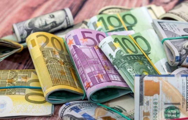 Ռուբլին թանկացել է, դոլարն՝ էժանացել․ փոխարժեքն՝ այսօր