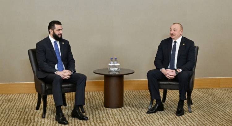 Ալիեւը հանդիպել է Սիրիայի ժամանակավոր նախագահի հետ