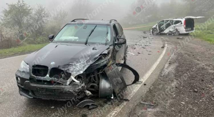 Խոշոր վթար, բախվել են «BMW X5» ու «Mercedes», վիրավnր կա․ Shamshyan