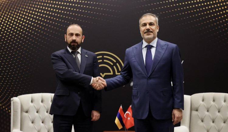 Անթալիայում մեկնարկել է Արարատ Միրզոյան-Հաքան Ֆիդան հանդիպումը