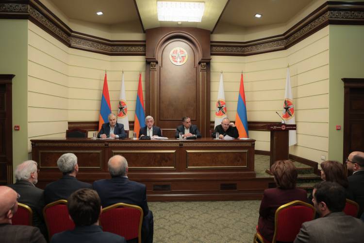ՀՀԿ խորհրդի նիստին քննարկվել են պետության առջև ծառացած անվտանգային լրջագույն մարտահրավերները