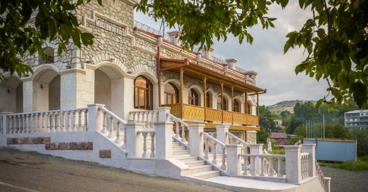 «Սև զբոսաշրջությունն»՝ օկուպացված Արցախում՝ Ադրբեջանի սև գործն արդարացնելու միջոց