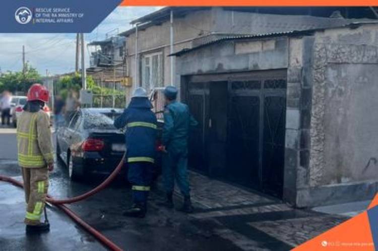 Նոր Արեշ փողոցում հրդեհ է բռնկվել կայանած «BMW»-ում․ կա հոսպիտալացված