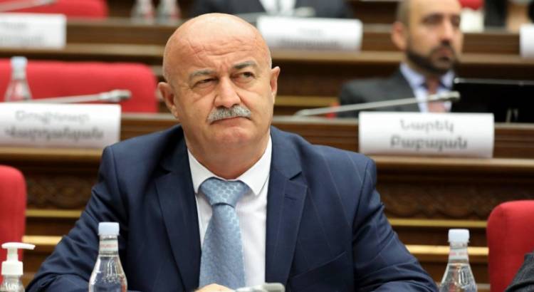 «Չի բացառվում, իհարկե»․ ո՞վ կլինի Հովիկ Աղազարյանի ներկայացրած վարչապետի թեկնածուն