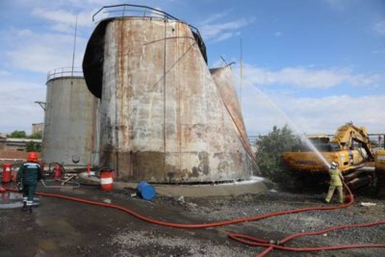 «Այրվել է բենզինը»․ մանրամասներ՝ Արին Բերդի վառելիքի պահեստի ռեզերվուարի հրդեհից
