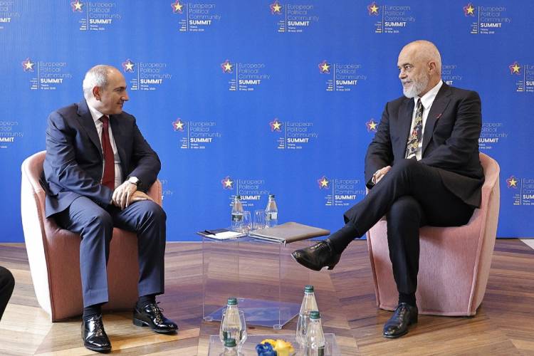 Փաշինյանը Ալբանիայի վարչապետի հետ տարածաշրջանային խնդիրներն է քննարկել