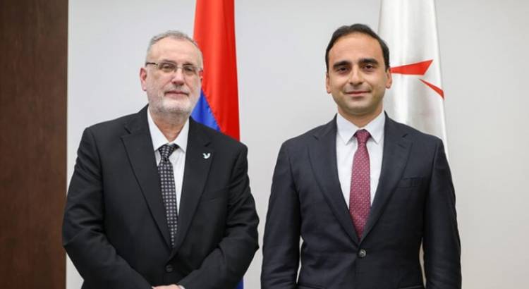 Ավինյանն ընդունել է Մարկ Քուլսի գլխավորած պատվիրակությանը